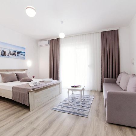 Apartments Hoxha Улцинь Экстерьер фото